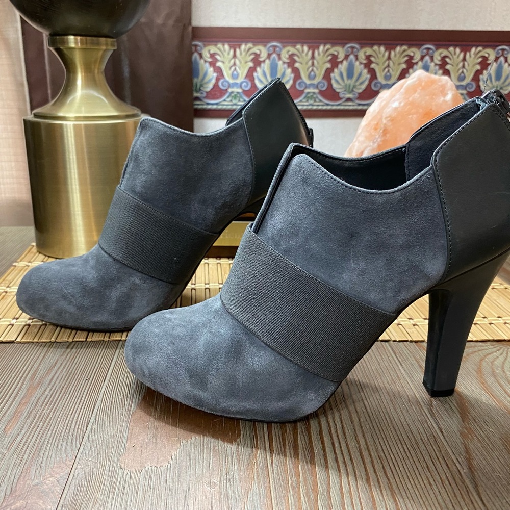 PRICE REDUCED!!!Gianni Bini leather & suede shoes